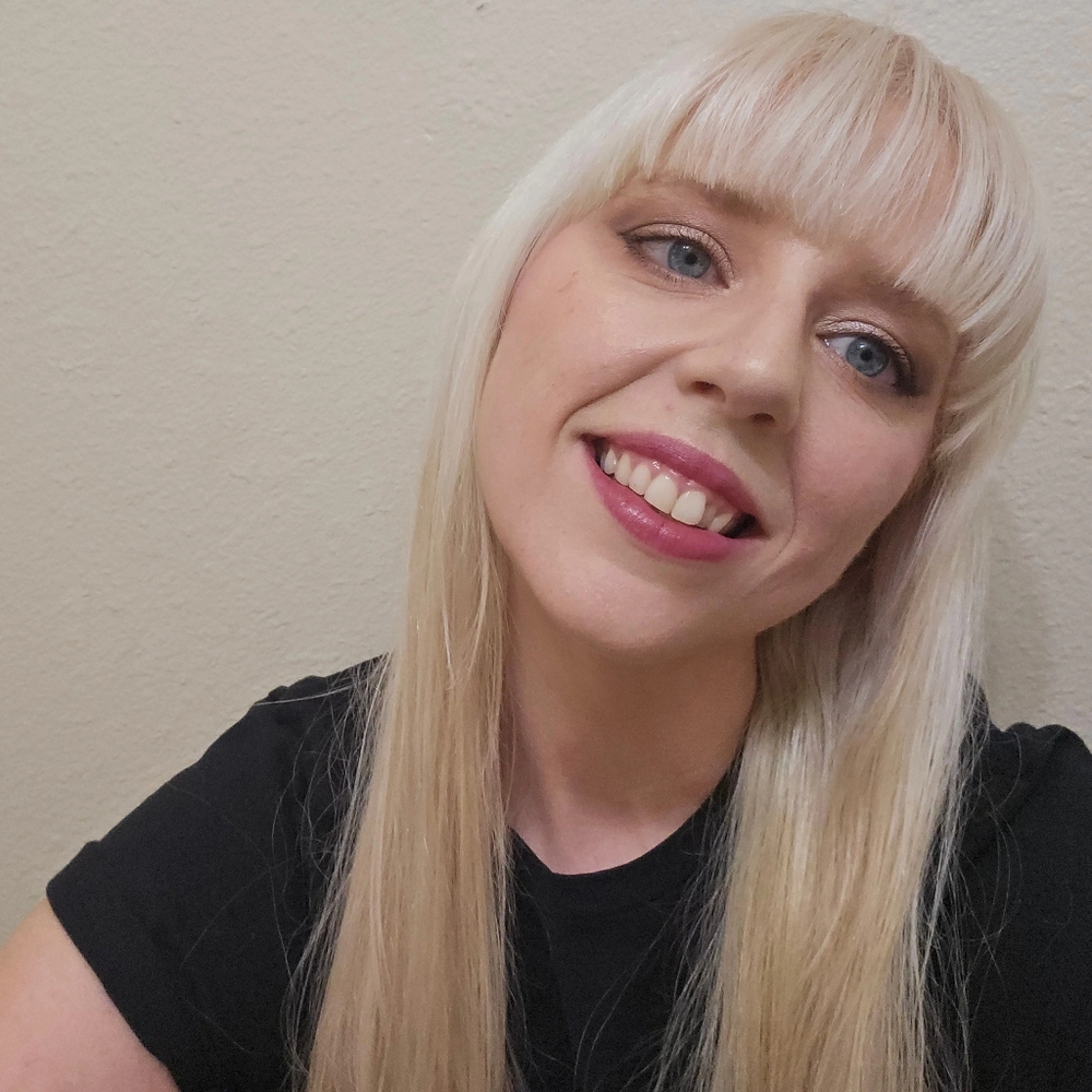 Meet your Posher, Aimee